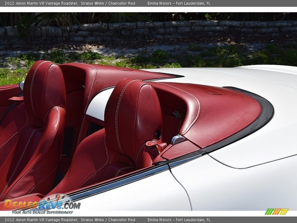 2012 Aston Martin V8 Vantage Roadster Stratus White / Chancellor Red Photo #32