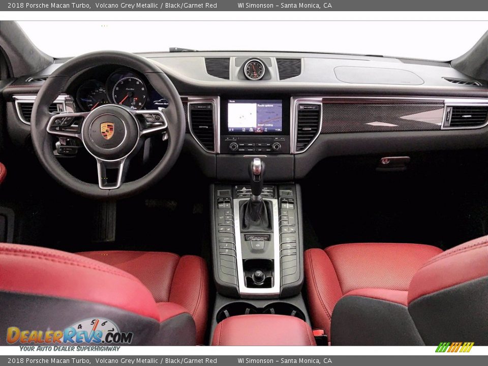 Dashboard of 2018 Porsche Macan Turbo Photo #14