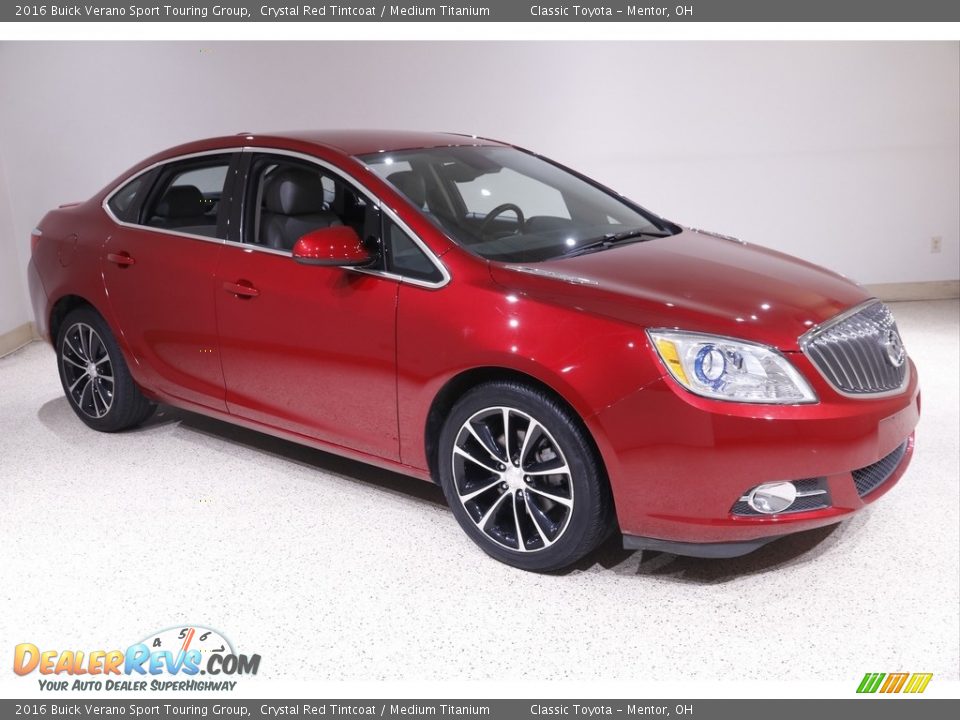 Front 3/4 View of 2016 Buick Verano Sport Touring Group Photo #1