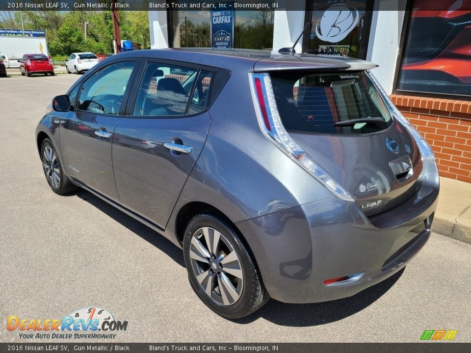 2016 Nissan LEAF SV Gun Metallic / Black Photo #27