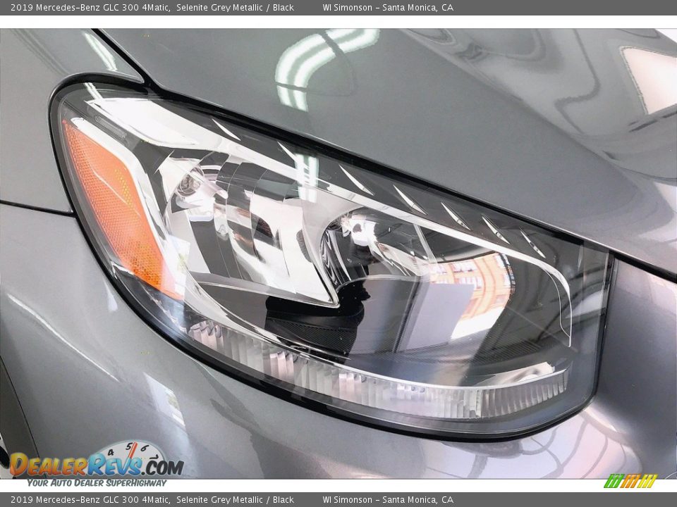2019 Mercedes-Benz GLC 300 4Matic Selenite Grey Metallic / Black Photo #28