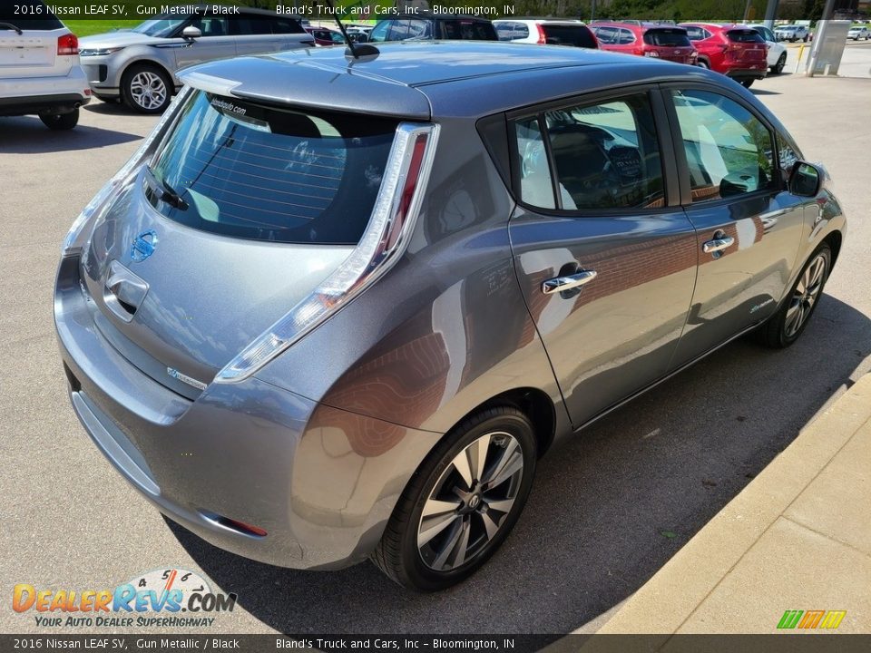 2016 Nissan LEAF SV Gun Metallic / Black Photo #34