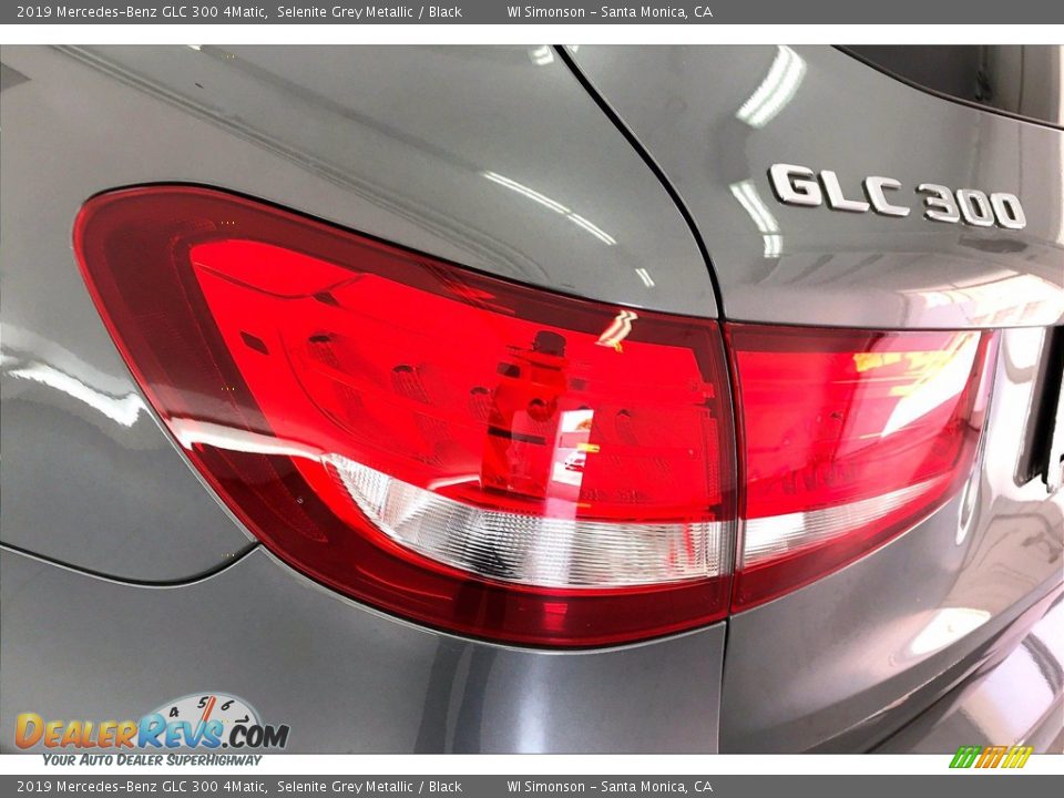 2019 Mercedes-Benz GLC 300 4Matic Selenite Grey Metallic / Black Photo #29