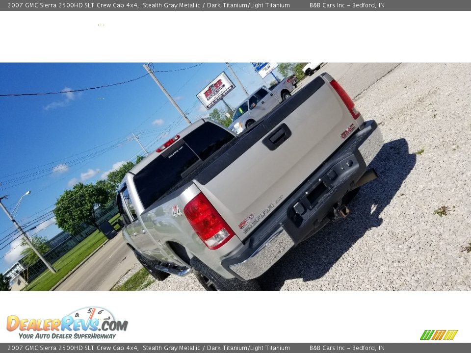 2007 GMC Sierra 2500HD SLT Crew Cab 4x4 Stealth Gray Metallic / Dark Titanium/Light Titanium Photo #4