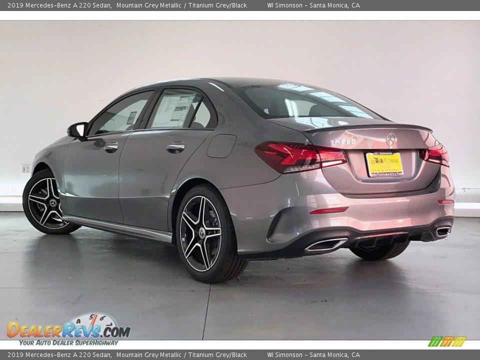 2019 Mercedes-Benz A 220 Sedan Mountain Grey Metallic / Titanium Grey/Black Photo #2