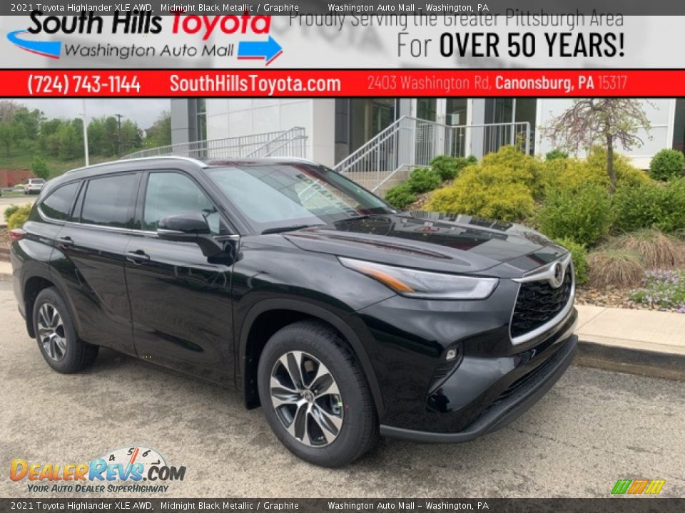 2021 Toyota Highlander XLE AWD Midnight Black Metallic / Graphite Photo #1