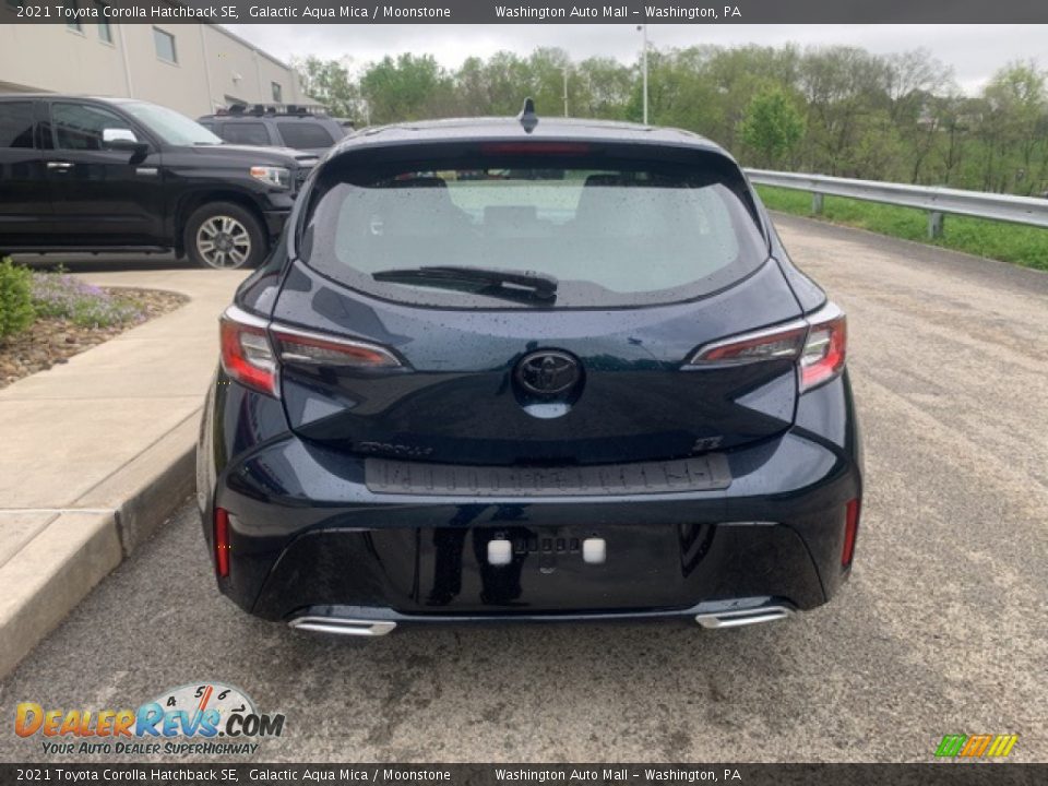 2021 Toyota Corolla Hatchback SE Galactic Aqua Mica / Moonstone Photo #13