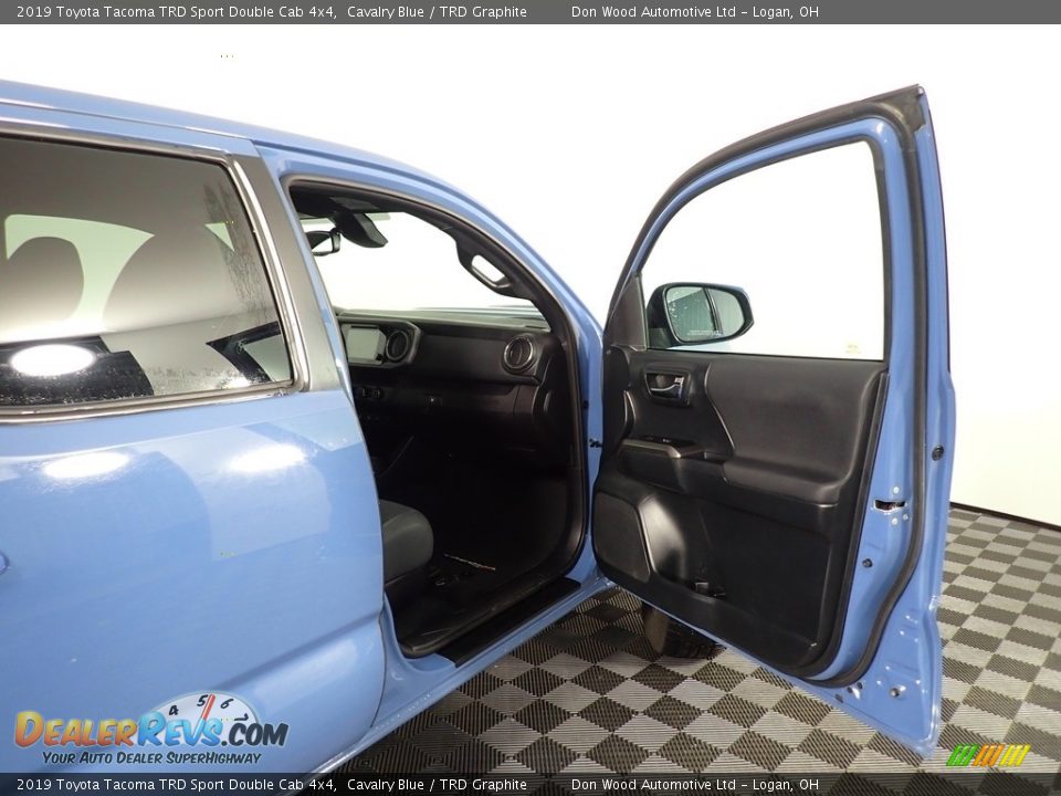 2019 Toyota Tacoma TRD Sport Double Cab 4x4 Cavalry Blue / TRD Graphite Photo #31