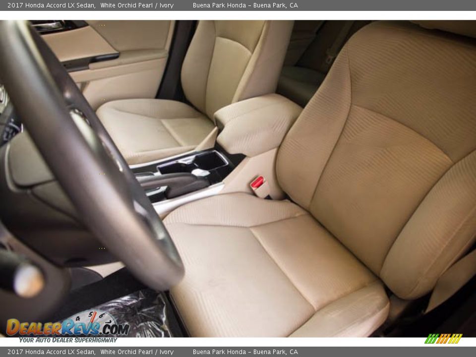 2017 Honda Accord LX Sedan White Orchid Pearl / Ivory Photo #17