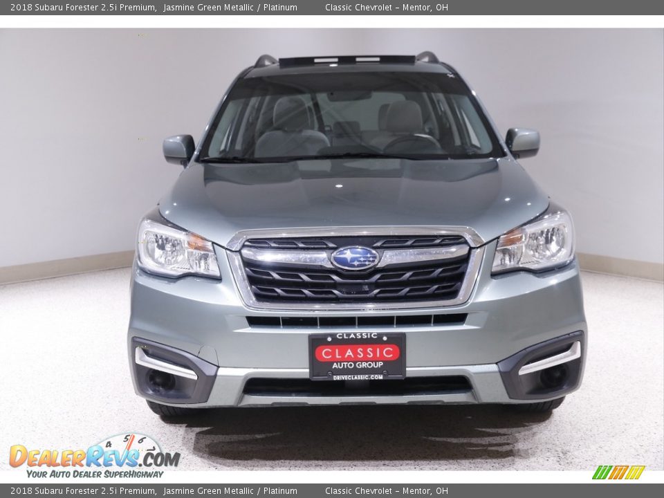 2018 Subaru Forester 2.5i Premium Jasmine Green Metallic / Platinum Photo #2