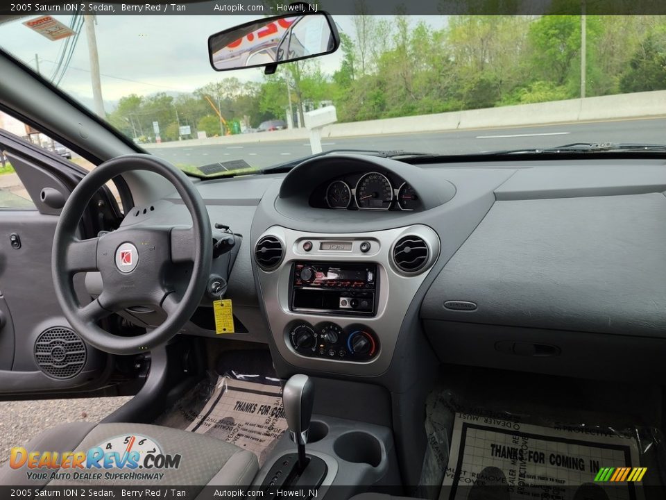 2005 Saturn ION 2 Sedan Berry Red / Tan Photo #17