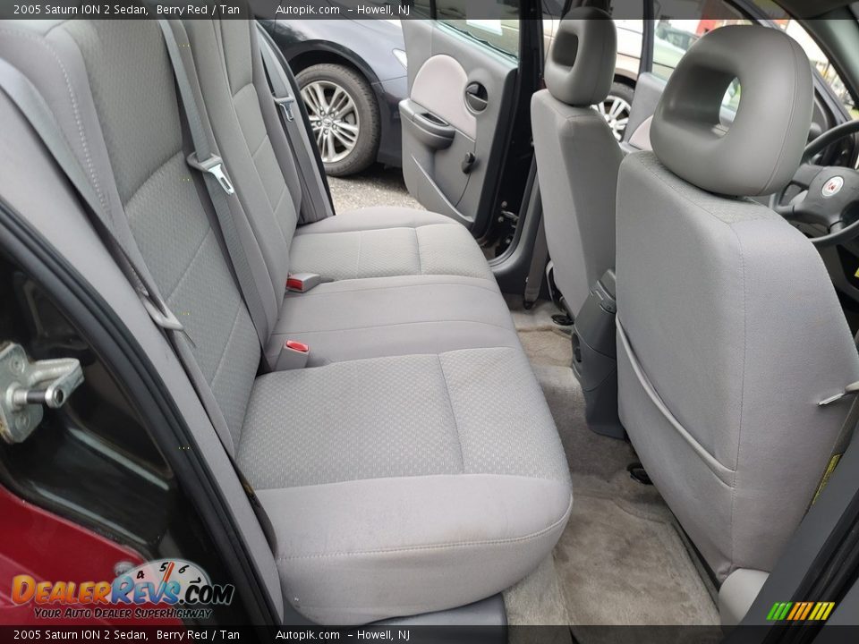 2005 Saturn ION 2 Sedan Berry Red / Tan Photo #19