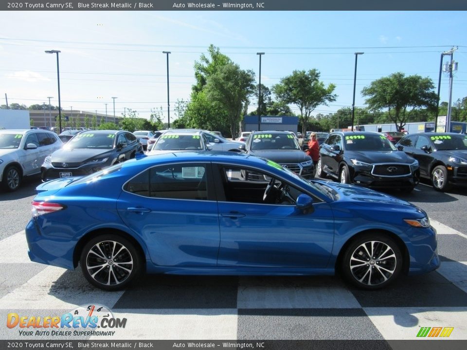 2020 Toyota Camry SE Blue Streak Metallic / Black Photo #3