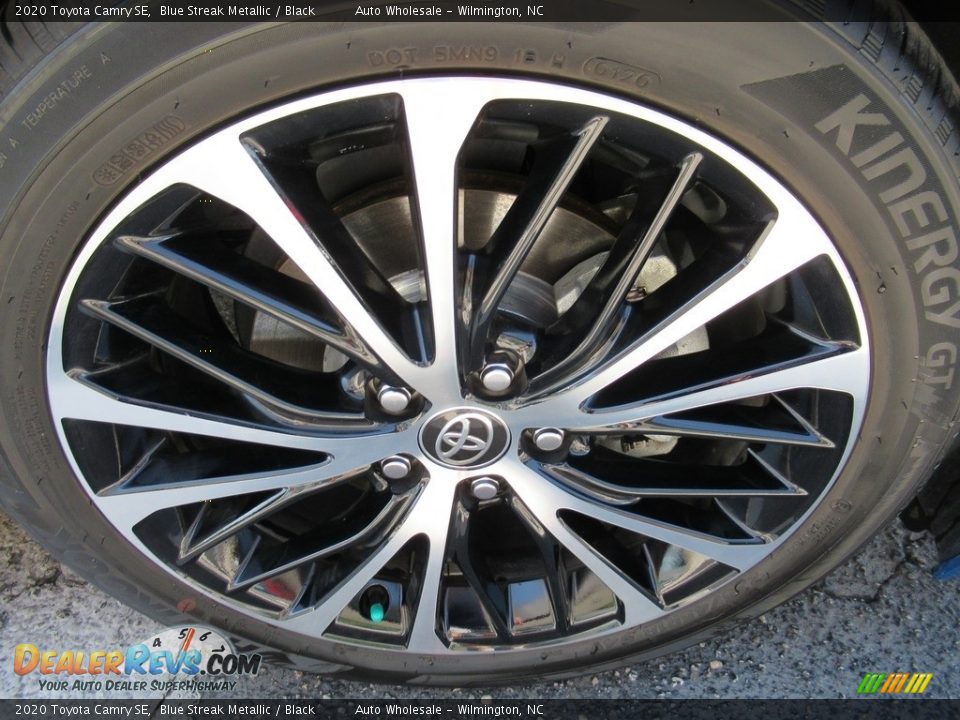 2020 Toyota Camry SE Blue Streak Metallic / Black Photo #7