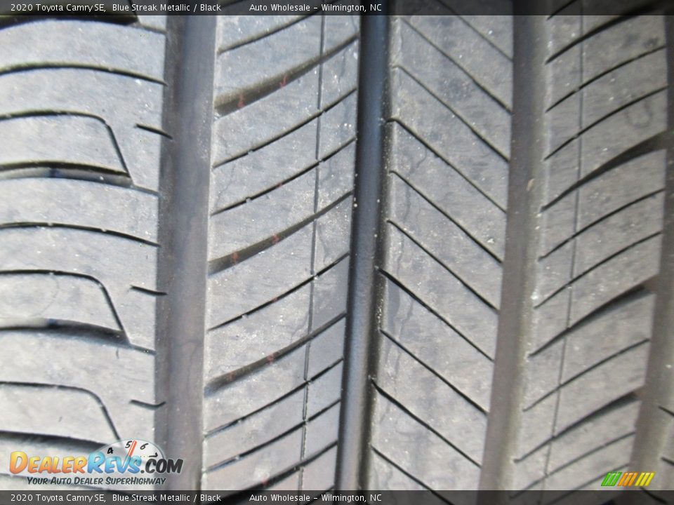 2020 Toyota Camry SE Blue Streak Metallic / Black Photo #9
