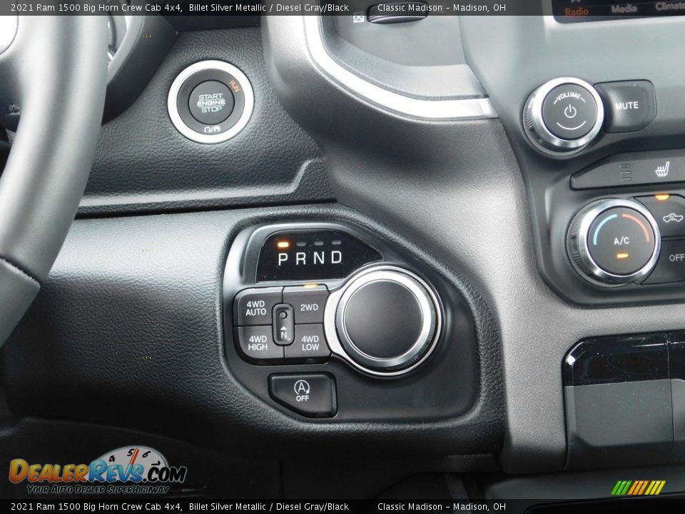 2021 Ram 1500 Big Horn Crew Cab 4x4 Shifter Photo #13