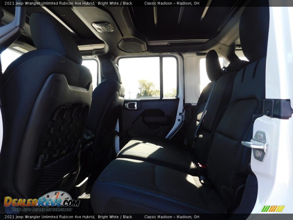 2021 Jeep Wrangler Unlimited Rubicon 4xe Hybrid Bright White / Black Photo #7