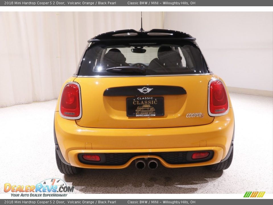 2018 Mini Hardtop Cooper S 2 Door Volcanic Orange / Black Pearl Photo #15