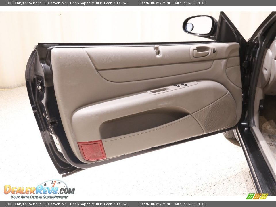 Door Panel of 2003 Chrysler Sebring LX Convertible Photo #5