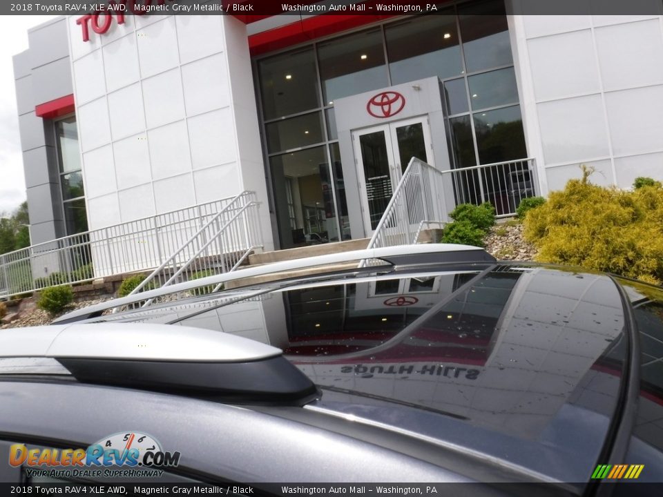 2018 Toyota RAV4 XLE AWD Magnetic Gray Metallic / Black Photo #9