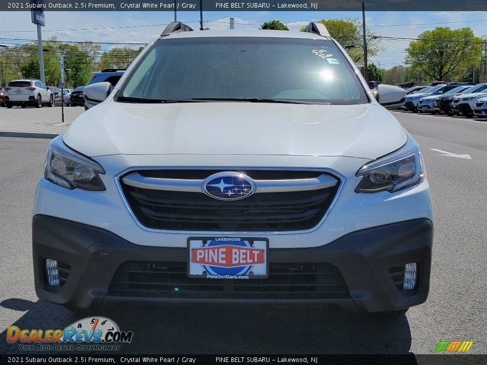 2021 Subaru Outback 2.5i Premium Crystal White Pearl / Gray Photo #3