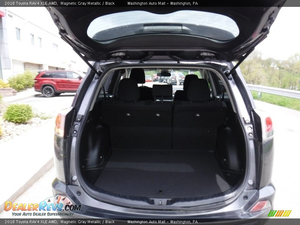 2018 Toyota RAV4 XLE AWD Magnetic Gray Metallic / Black Photo #25