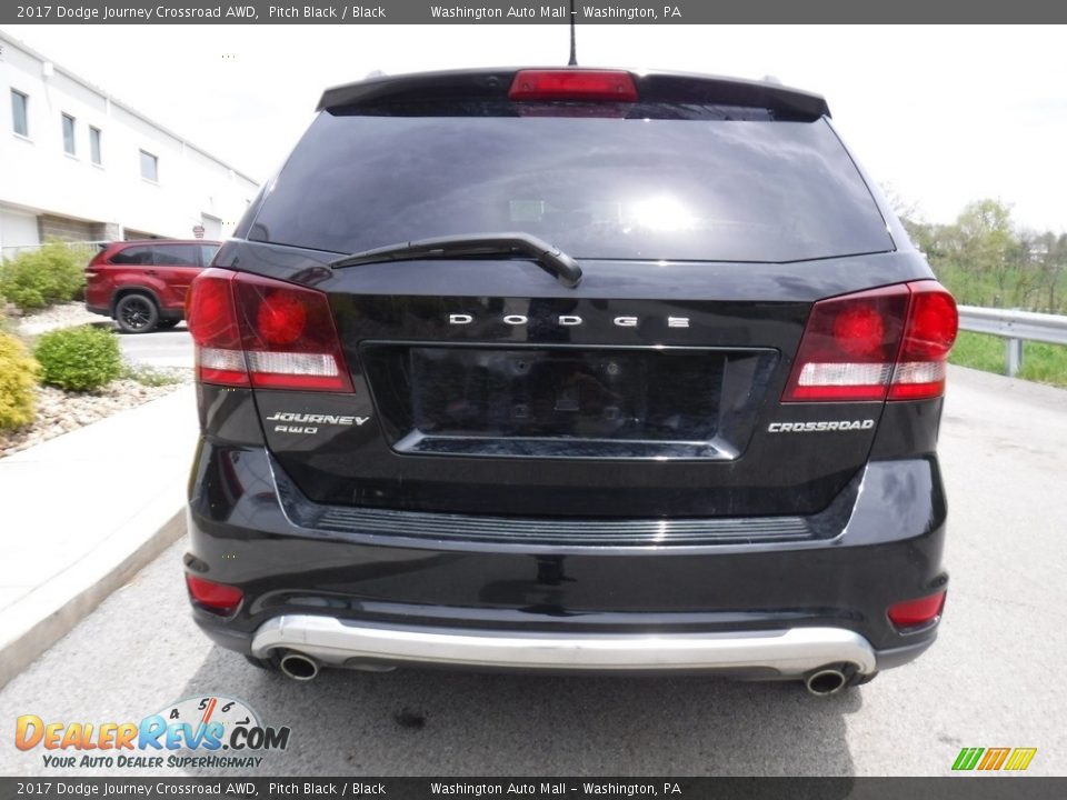 2017 Dodge Journey Crossroad AWD Pitch Black / Black Photo #12