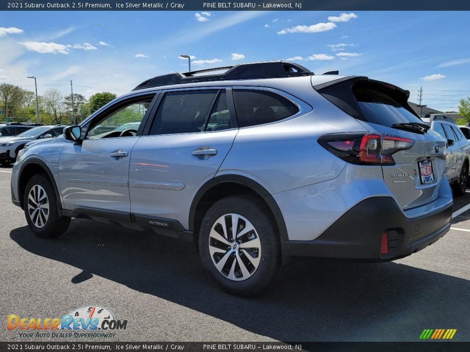 2021 Subaru Outback 2.5i Premium Ice Silver Metallic / Gray Photo #6