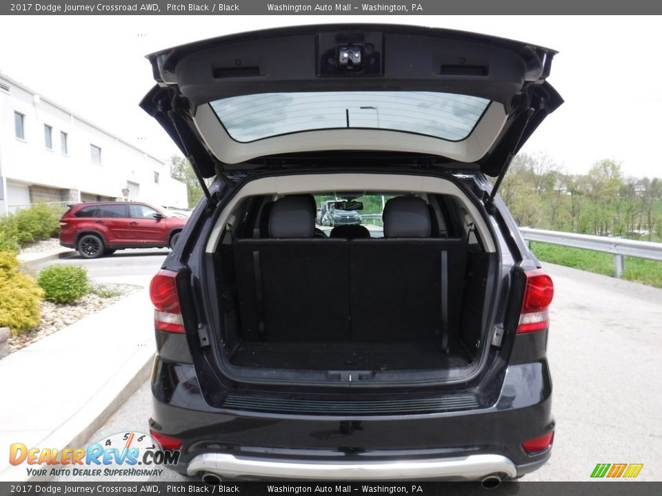 2017 Dodge Journey Crossroad AWD Pitch Black / Black Photo #22