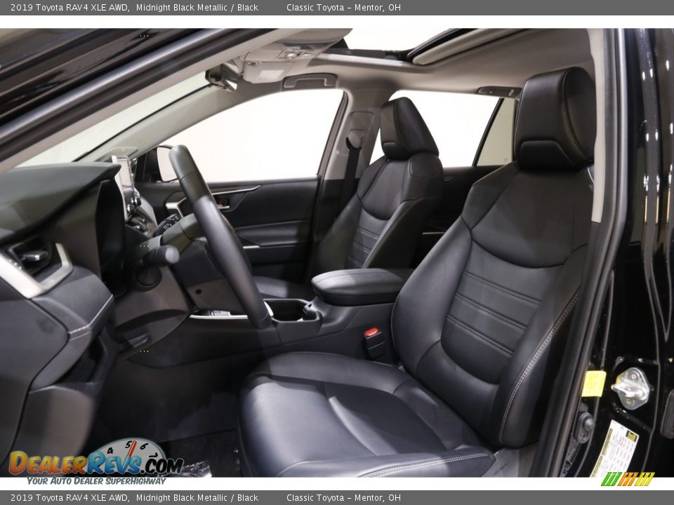 2019 Toyota RAV4 XLE AWD Midnight Black Metallic / Black Photo #5