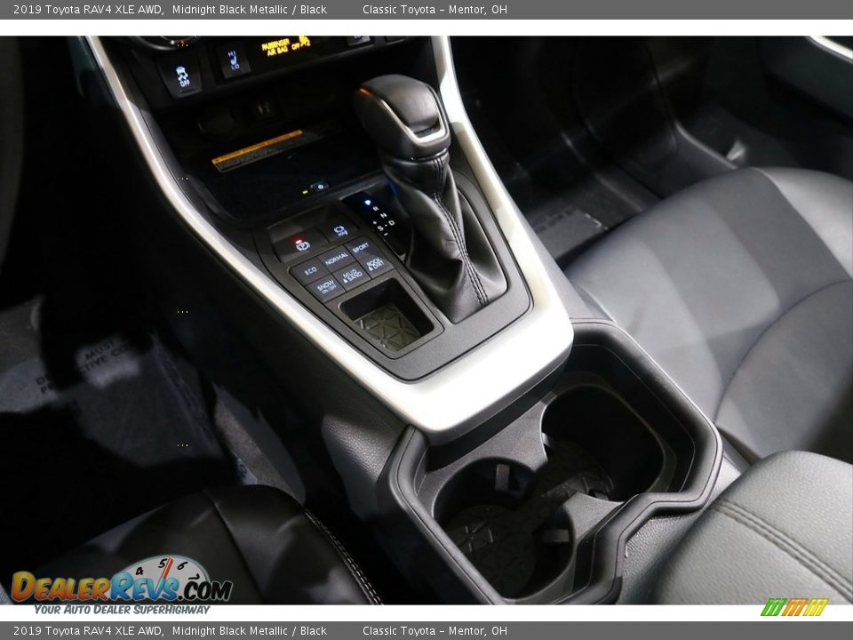 2019 Toyota RAV4 XLE AWD Midnight Black Metallic / Black Photo #11