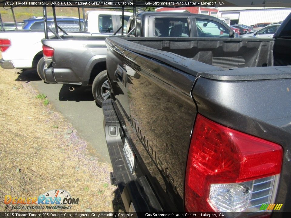 2015 Toyota Tundra SR5 Double Cab Magnetic Gray Metallic / Graphite Photo #17