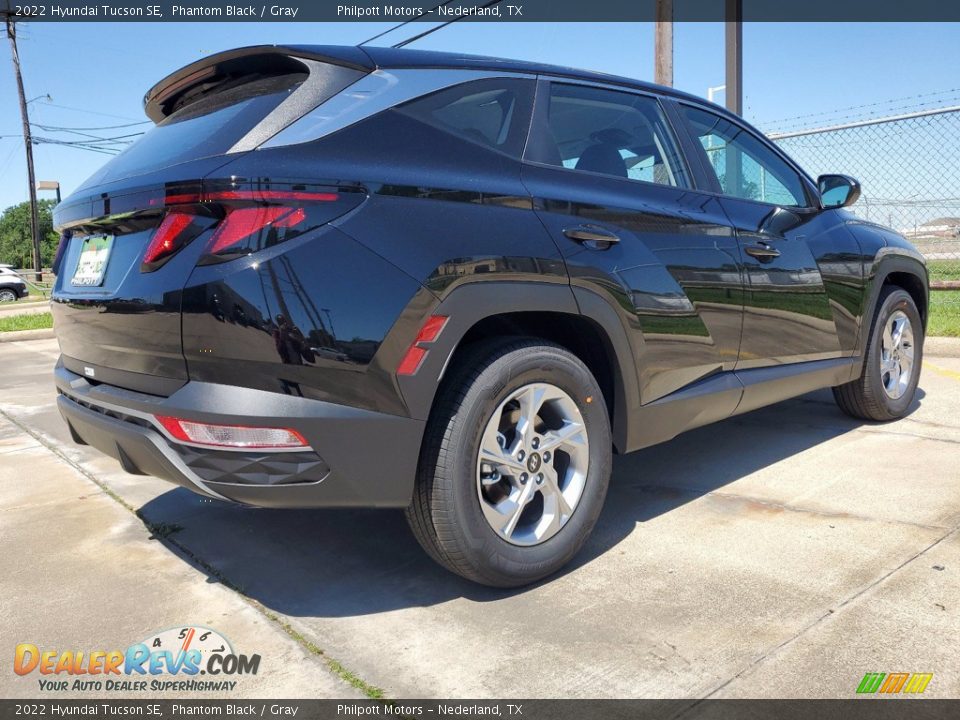 2022 Hyundai Tucson SE Phantom Black / Gray Photo #3