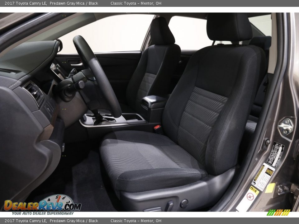 2017 Toyota Camry LE Predawn Gray Mica / Black Photo #5