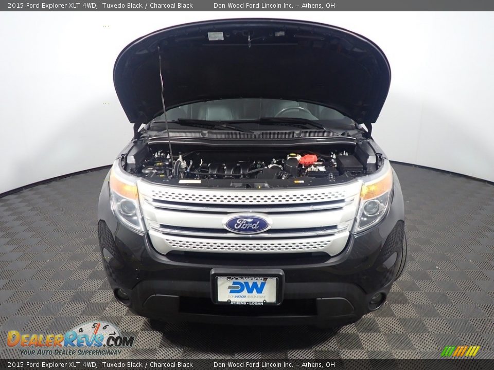 2015 Ford Explorer XLT 4WD Tuxedo Black / Charcoal Black Photo #7