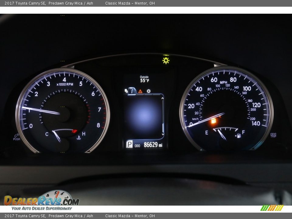 2017 Toyota Camry SE Predawn Gray Mica / Ash Photo #8