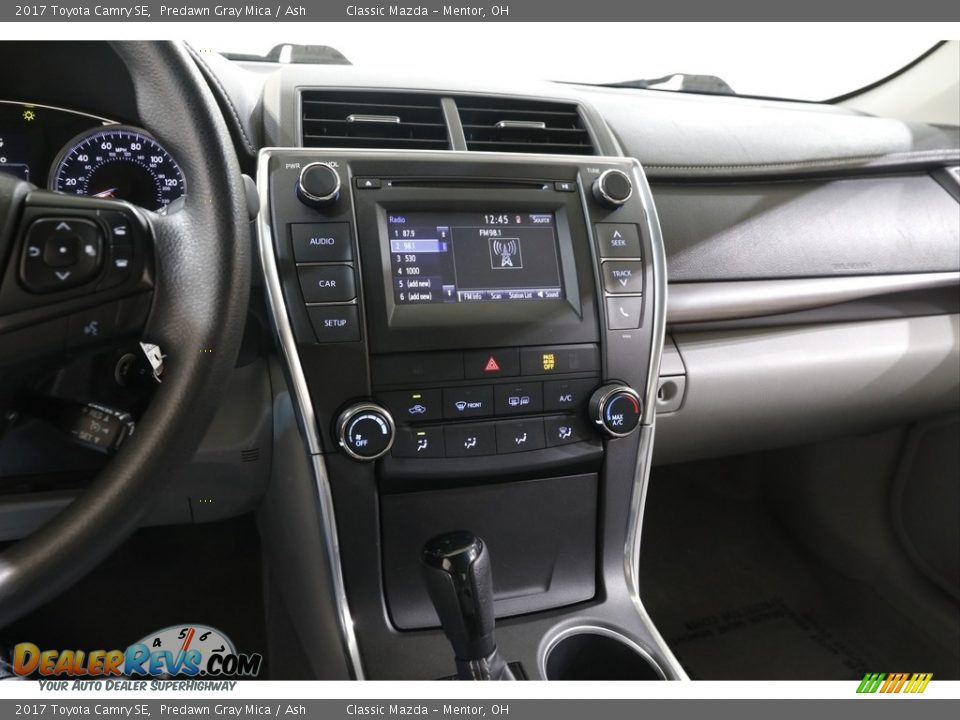 2017 Toyota Camry SE Predawn Gray Mica / Ash Photo #9