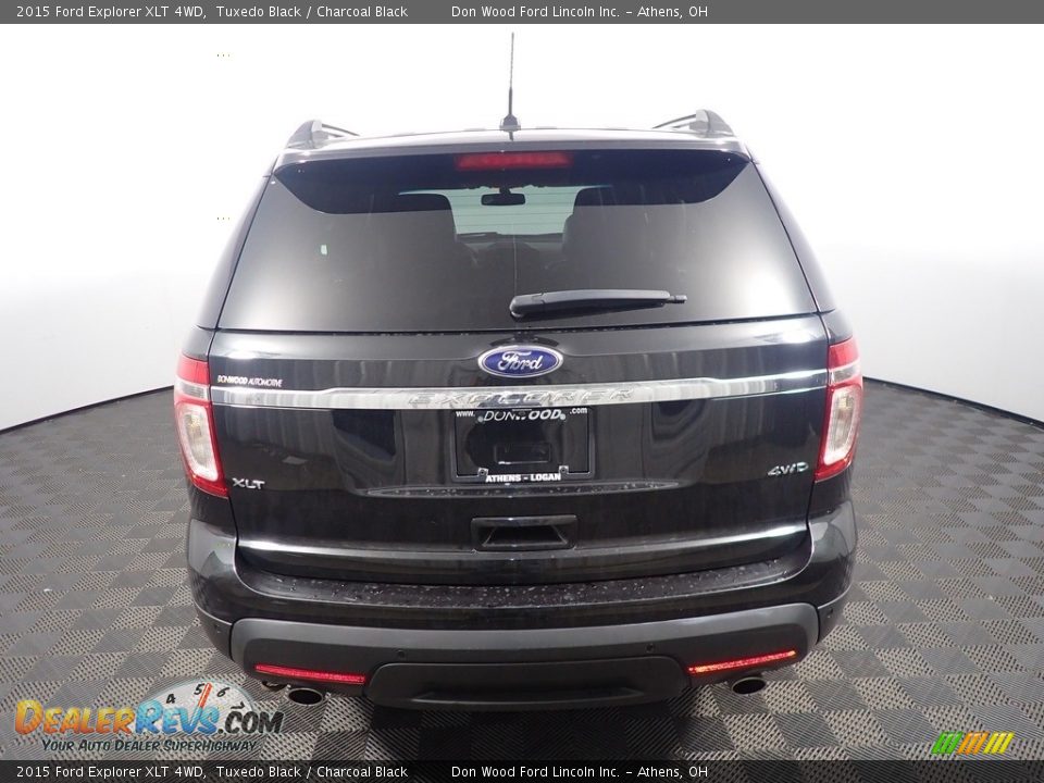 2015 Ford Explorer XLT 4WD Tuxedo Black / Charcoal Black Photo #14