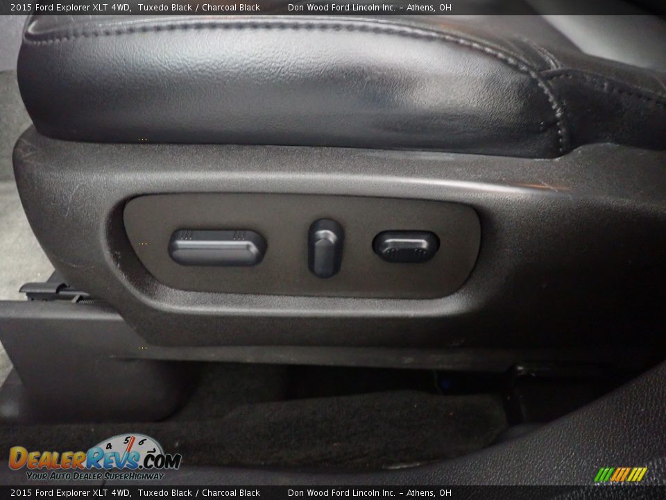 2015 Ford Explorer XLT 4WD Tuxedo Black / Charcoal Black Photo #25