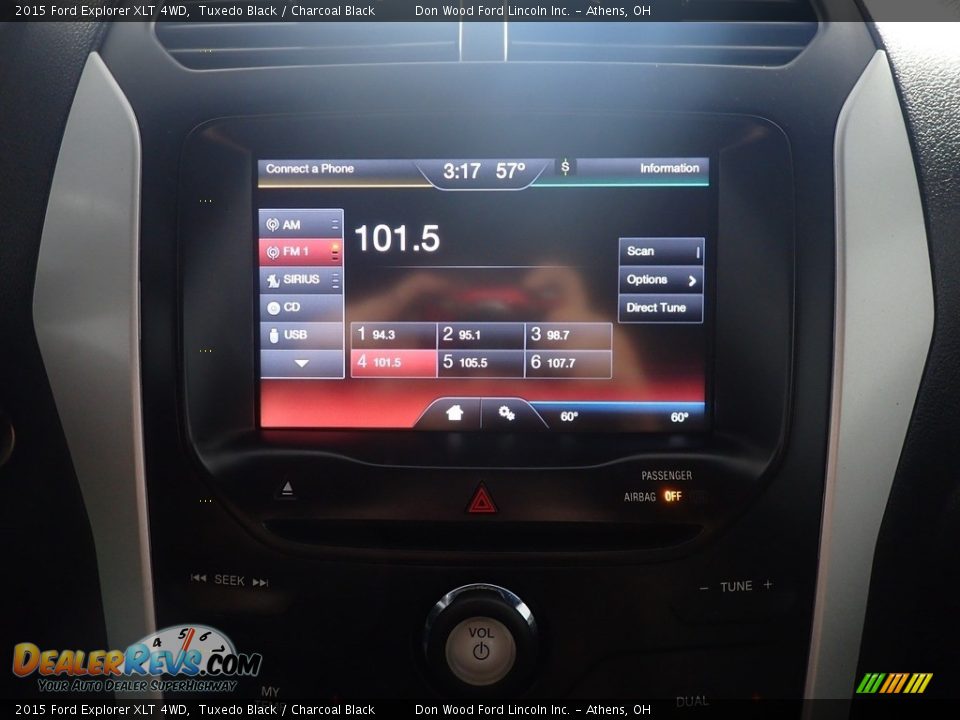 2015 Ford Explorer XLT 4WD Tuxedo Black / Charcoal Black Photo #28