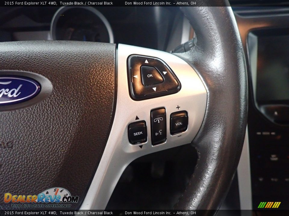 2015 Ford Explorer XLT 4WD Tuxedo Black / Charcoal Black Photo #32