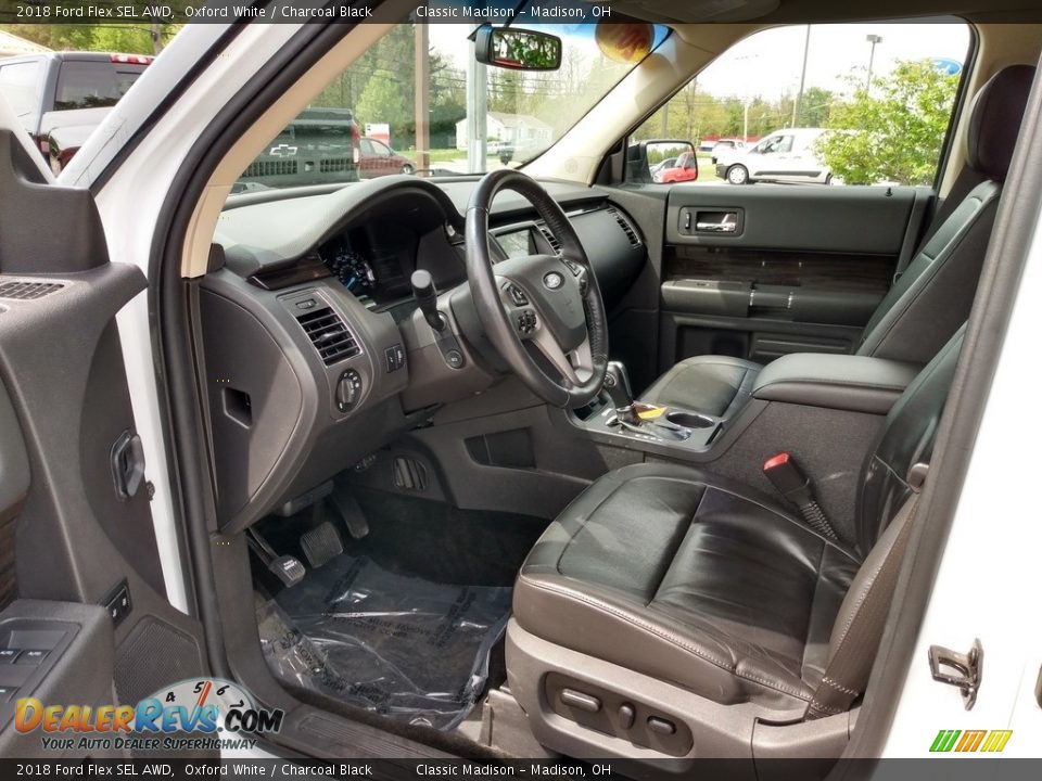 Front Seat of 2018 Ford Flex SEL AWD Photo #10