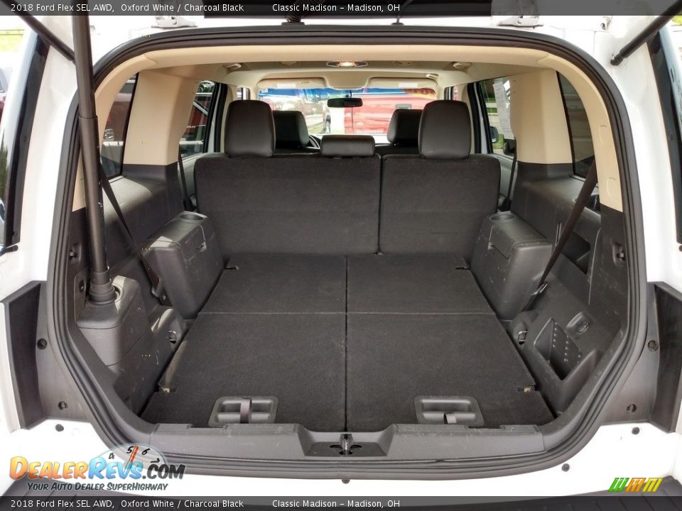 2018 Ford Flex SEL AWD Trunk Photo #18