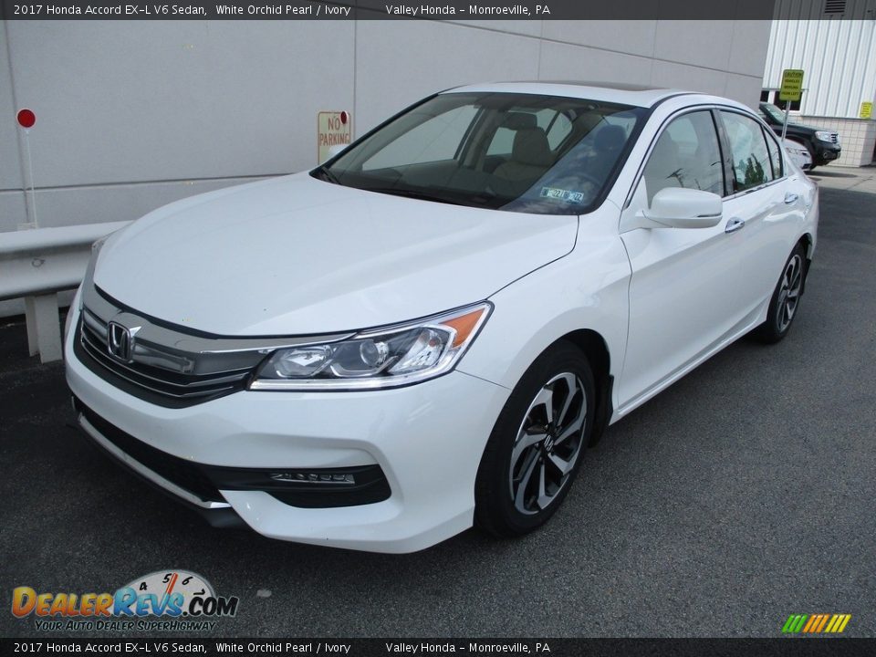 2017 Honda Accord EX-L V6 Sedan White Orchid Pearl / Ivory Photo #9