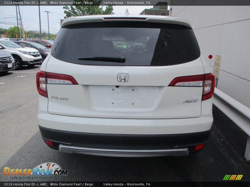 2019 Honda Pilot EX-L AWD White Diamond Pearl / Beige Photo #4