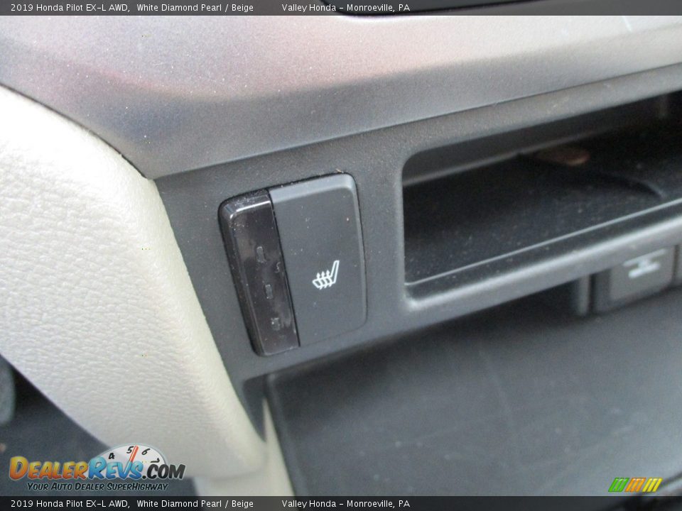 2019 Honda Pilot EX-L AWD White Diamond Pearl / Beige Photo #16