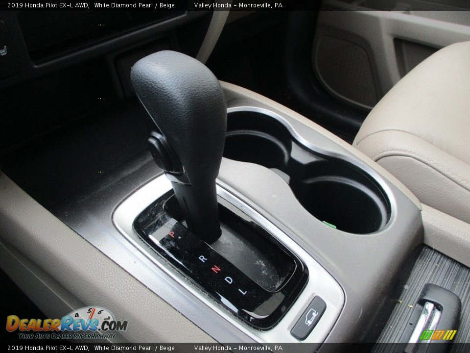 2019 Honda Pilot EX-L AWD White Diamond Pearl / Beige Photo #18