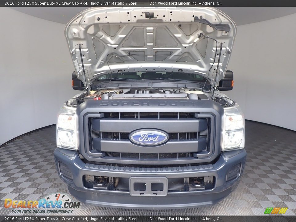2016 Ford F250 Super Duty XL Crew Cab 4x4 Ingot Silver Metallic / Steel Photo #5