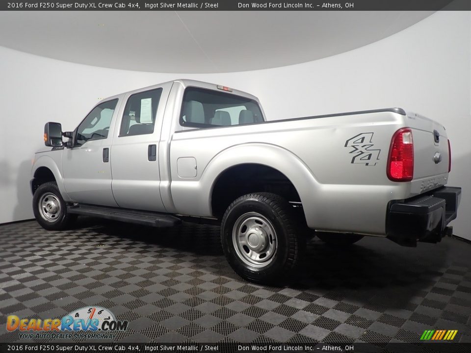 2016 Ford F250 Super Duty XL Crew Cab 4x4 Ingot Silver Metallic / Steel Photo #10