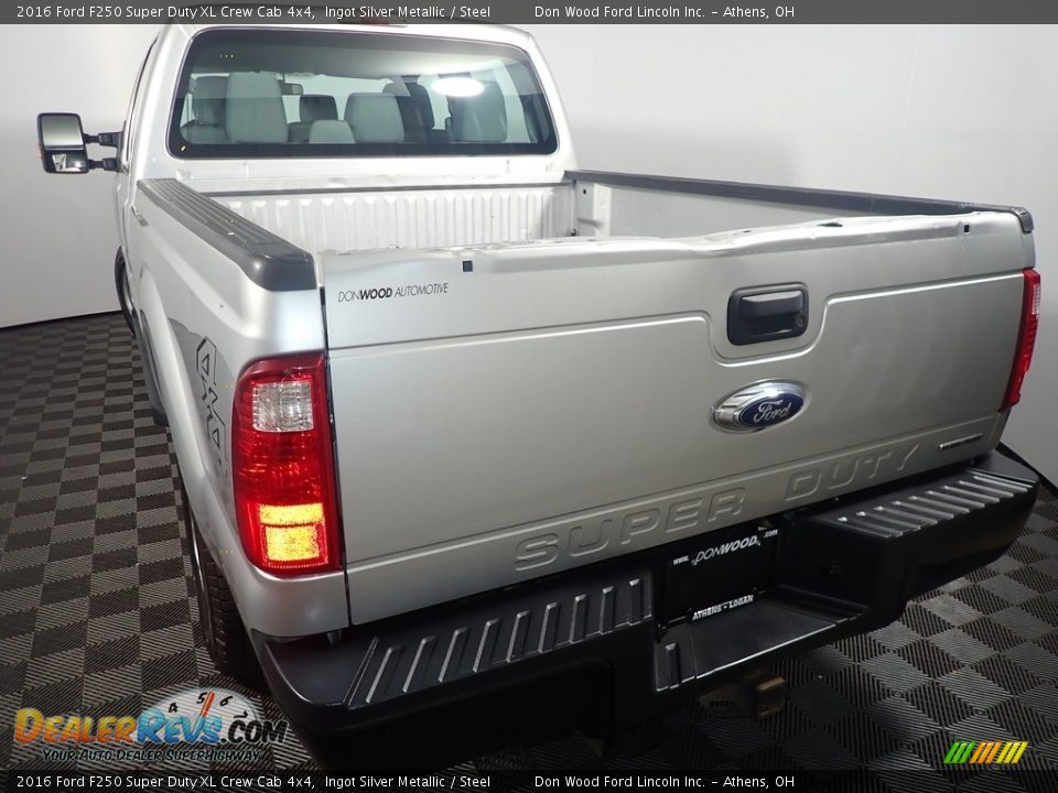 2016 Ford F250 Super Duty XL Crew Cab 4x4 Ingot Silver Metallic / Steel Photo #11